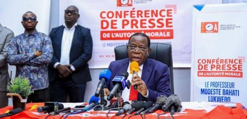 Sénat  : « La tête de Bahati Lukwebo réclamée sur une cuvette, comme celle de Jean‑Baptiste »