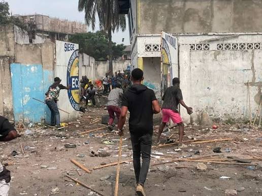 Kinshasa interdit les rassemblements face à Ebola : l’opposition pourra-t-elle marcher ?