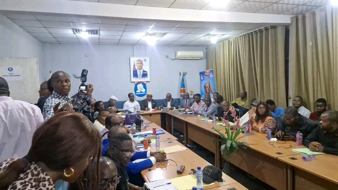 « Glissement constitutionnel » : l’opposition promet une démonstration de force le 15 août